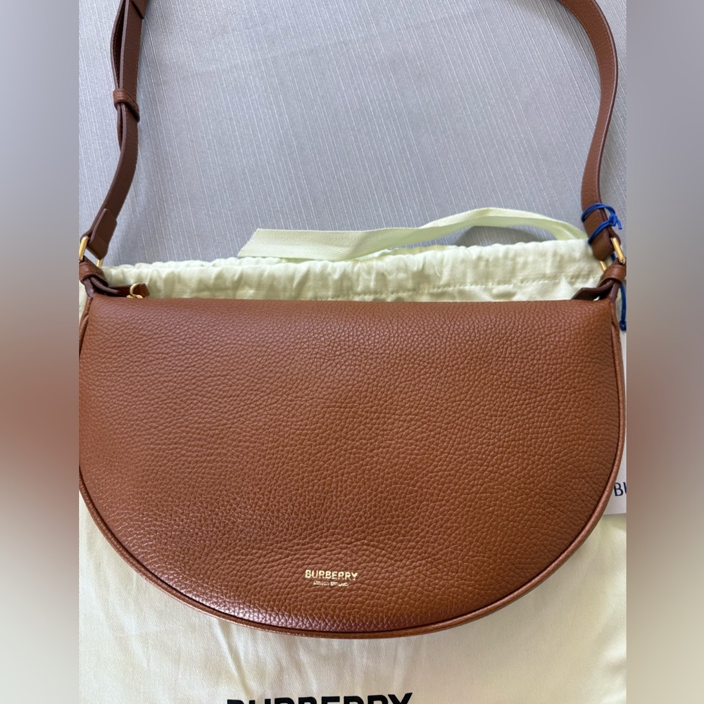 Burberry Tan Leather Shoulder Bag - Picture 2 of 9
